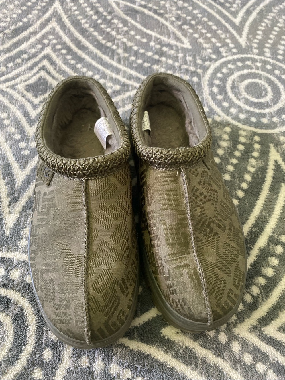 UGG Olive Logo Slip-On Shearling-Lined Loafers